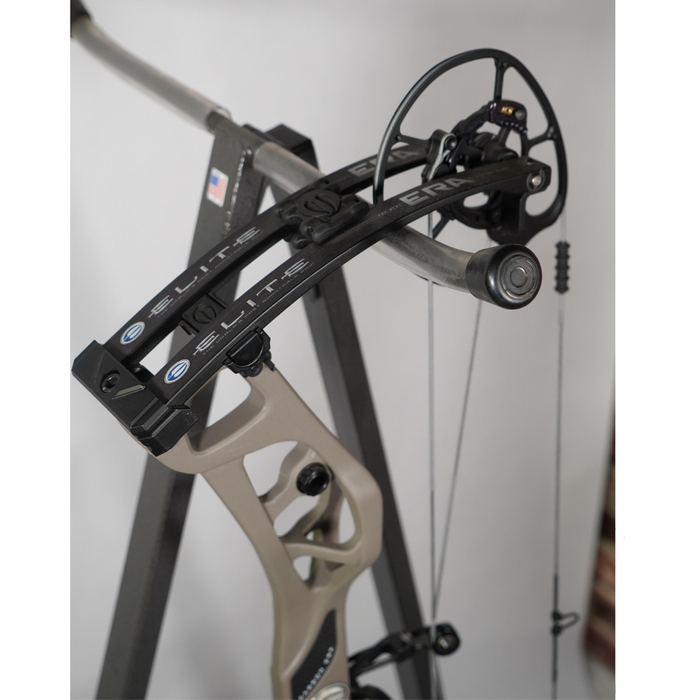 Elite ERA Carbon Bow - Right Handed - 70# - Tan Riser / Black Limb