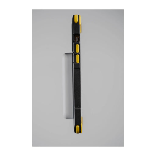 Phone Skope battery bank on a Carbon Pro case